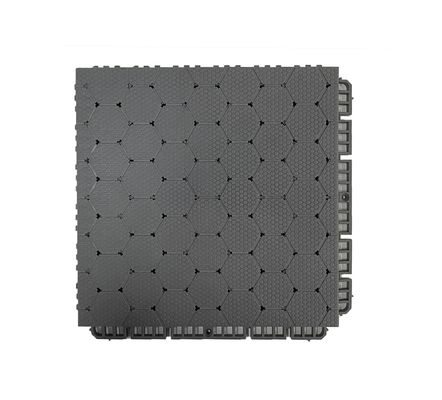 Bon prix Carreaux en PP rouge résistant aux chocs pour les terrains de sport intérieurs et extérieurs en ligne