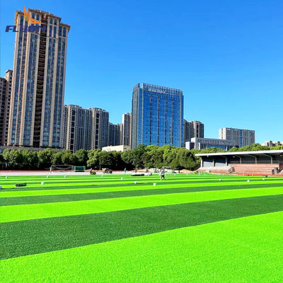 Bon prix 40-60 mm PE PP Herbe artificielle pour le terrain de football Herbe artificielle synthétique pour le football en ligne