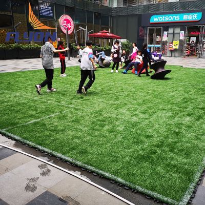 Bon prix herbe artificielle synthétique de taille du × 50cm de 50cm pour la cour de base-ball de handball en ligne