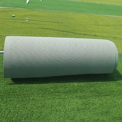 Carrelages amortissants écumants en caoutchouc verts pour l'herbe artificielle