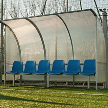Bon prix Le football extérieur Team Shelter, bancs de remplacement de 4 sièges du football avec la couverture en ligne