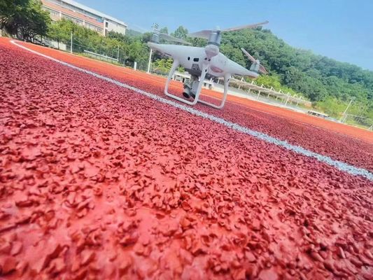 Bon prix Pistes de course de 400 m avec résistance aux intempéries et faible entretien en ligne