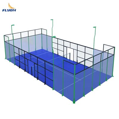 Bon prix Terrain de padel en plein air avec une surface verte synthétique lisse en ligne